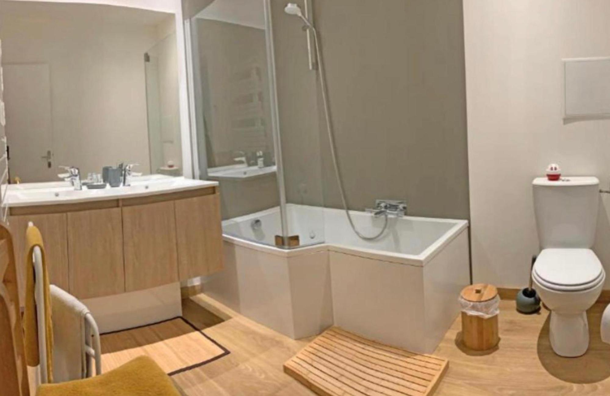 Les Tables Aux Vaches Raviege Hotell La Salvetat-sur-Agout Exteriör bild
